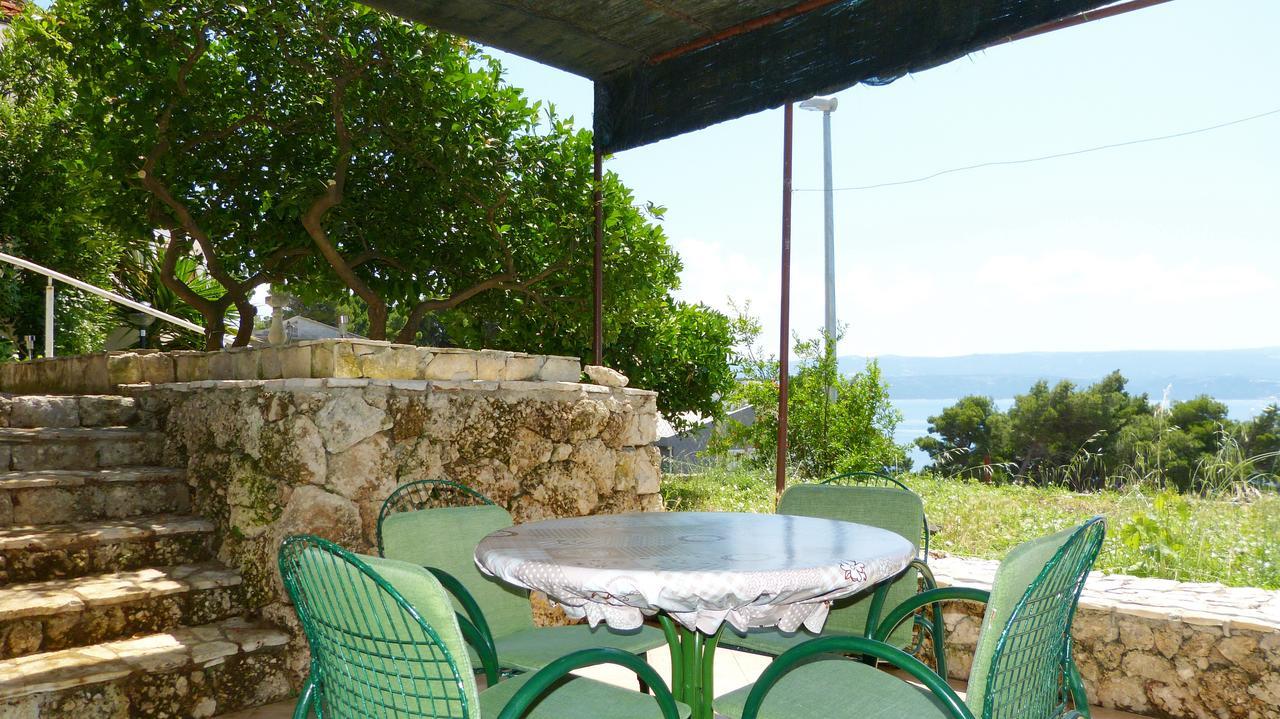 Beach Front Apartments Balica Rat Omiš Esterno foto